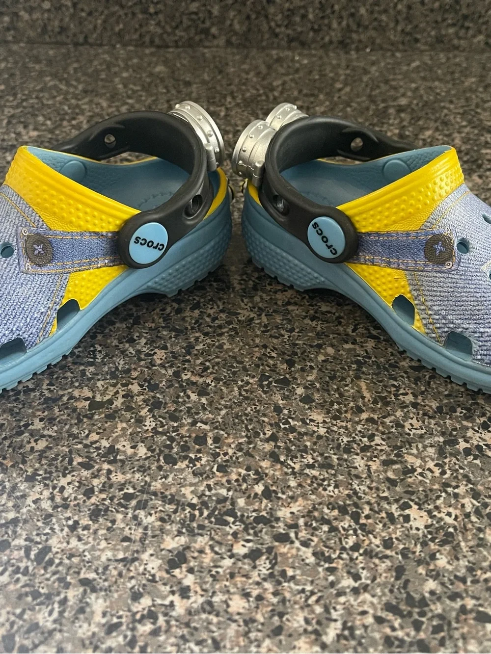 Crocs Despicable Me Minion Toddler Size 6C
